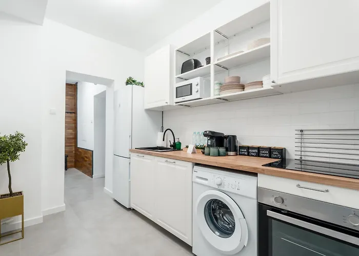 Old Town Brzozowa דירה ורשה